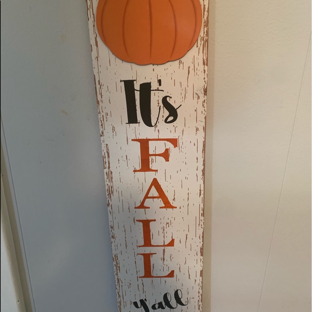 “It’s Fall Y’all” door Hanger. White/Orange